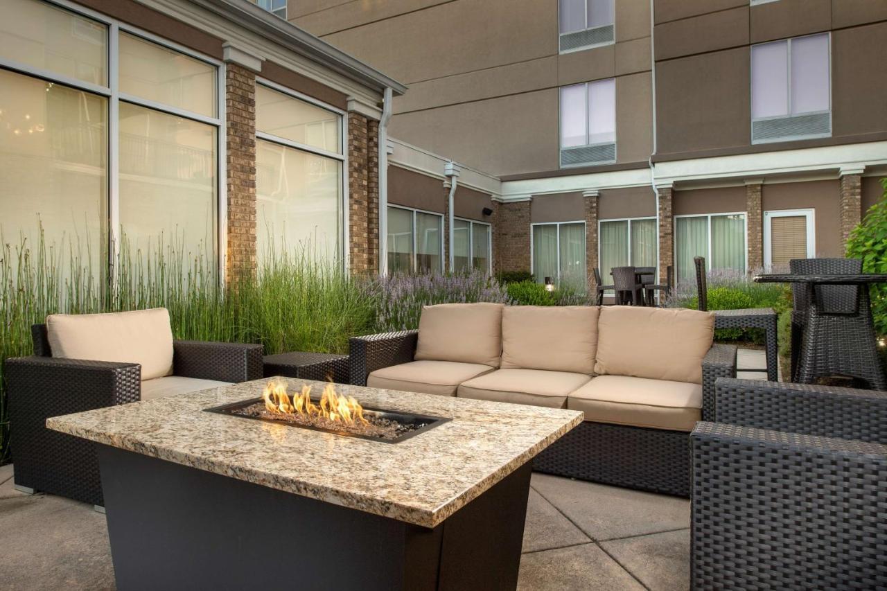 Hilton Garden Inn Knoxville West/Cedar Bluff Exteriör bild
